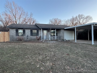 268 E 137th St, Glenpool, OK 74033