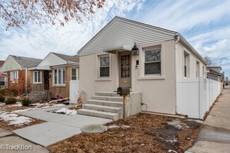 5341 N Mont Clare Ave, Chicago, IL 60656