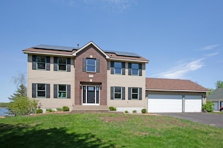 761 Country Lakes Dr, Circle Pines, MN 55014