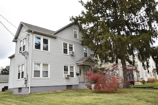 121 Cambridge St, West Hartford, CT 06110