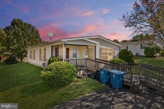 14 Oakplace Ct W, Harleysville, PA 19438