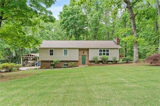 802 White Oak Hill Dr, Seneca, SC 29678