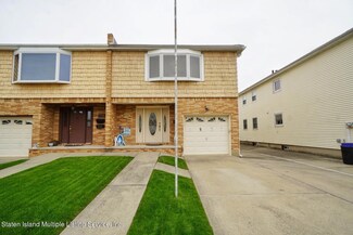579 Armstrong Ave, Staten Island, NY 10308