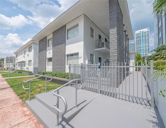 6871 Abbott Ave Unit 3, Miami Beach, FL 33141