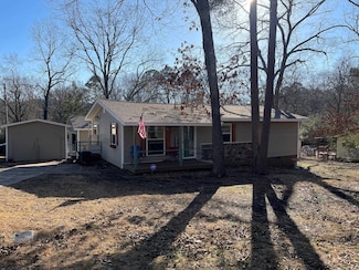 1403 W Walnut St, Heber Springs, AR 72543