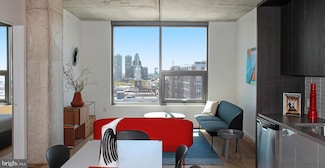 205 Race St Unit 1B-02C, Philadelphia, PA 19106