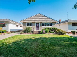 3326 Stanfield Dr, Cleveland, OH 44134