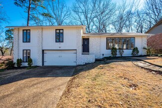 93 Kingspark Rd, Little Rock, AR 72227