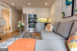 42 S 15th St Unit B-0609, Philadelphia, PA 19102