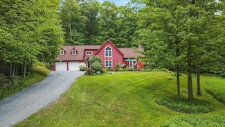 681 Powderhorn Rd, Manchester Center, VT 05255