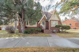 903 Foyer Ave, Cheyenne, WY 82001