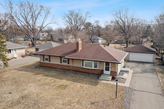8133 Zenith Ave S, Minneapolis, MN 55431