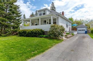 55 Hillis St, Portland, ME 04103