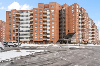1 Seal Harbor Rd Unit 104, Winthrop, MA 02152