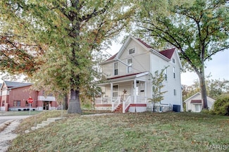 3302 College Ave, Alton, IL 62002