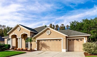 18004 Kings Park Dr, Tampa, FL 33647