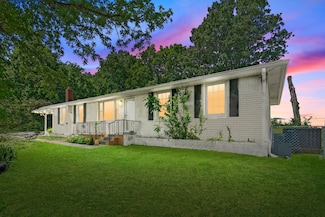 1872 River Rd, Clarksville, TN 37040