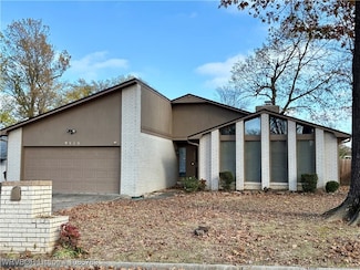 9515 Kingswalk, Fort Smith, AR 72908