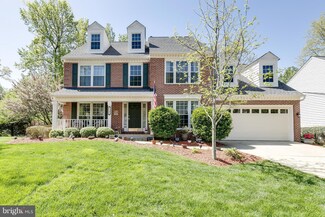 9103 Wood Pointe Way, Fairfax Station, VA 22039