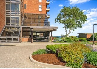 1 Seal Harbor Rd Unit 104, Winthrop, MA 02152