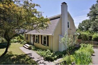 71 Muller Rd, Burlington, MA 01803