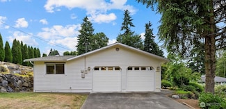10710 57th Ave S, Seattle, WA 98178