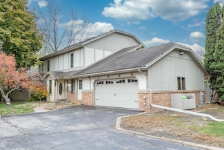 4440 Lilly Rd, Brookfield, WI 53005