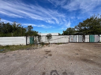 515 A Howell St, Arcola, TX 77583
