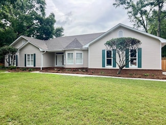 5 Post Pointe Cir, Valdosta, GA 31602