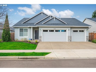 2227 NW Victoria Dr, McMinnville, OR 97128