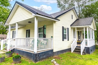 301 Cedar St, La Fayette, GA 30728