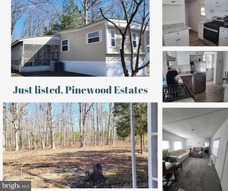 128 Chestnut Dr, Barnegat, NJ 08005