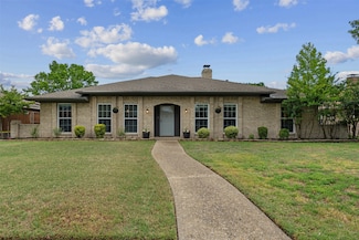 1119 Serenade Ln, Richardson, TX 75081