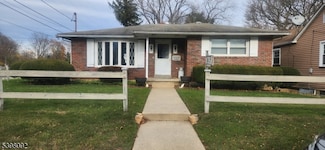 1035 Grand St, Phillipsburg, NJ 08865