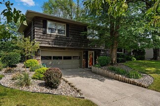 346 13th St SW, Owatonna, MN 55060