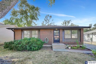 7215 Cuming St, Lincoln, NE 68507
