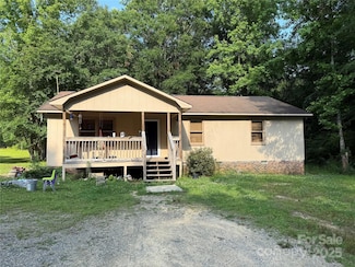 5881 Robinhood Rd, Fort Lawn, SC 29714