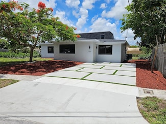 1561 SW 23rd Ave, Fort Lauderdale, FL 33312