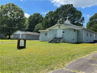 3391 Briarwood Dr, Maiden, NC 28650