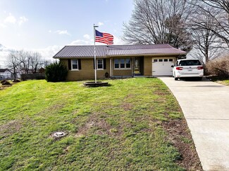 18 Chickadee Ln, Winchester, KY 40391