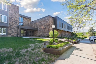 450 Ford Rd Unit 231, Saint Louis Park, MN 55426