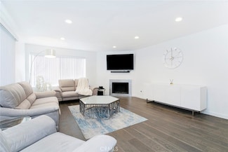 301 N Belmont St Unit 208, Glendale, CA 91206
