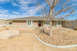 8722 Deep Creek Rd, Apple Valley, CA 92308