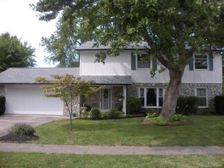 2210 W Christy Ln, Muncie, IN 47304
