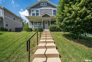 815 E Behrends Ave, Peoria, IL 61603