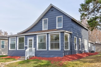 315 3rd Ave NW, Milaca, MN 56353
