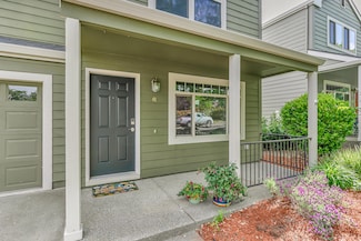 48 Crocker St, Ashland, OR 97520
