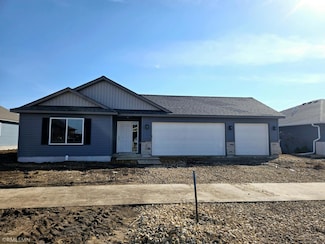 2007 Essler Dr, Saint Peter, MN 56082