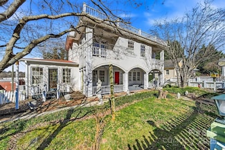 1010 College Ave SW, Lenoir, NC 28645