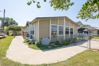 520 7th Ave N, Nampa, ID 83687